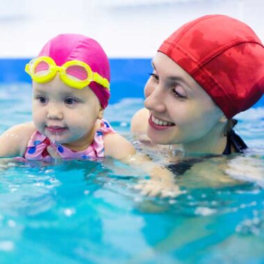 Babyschwimmen 10 - 16 Monate